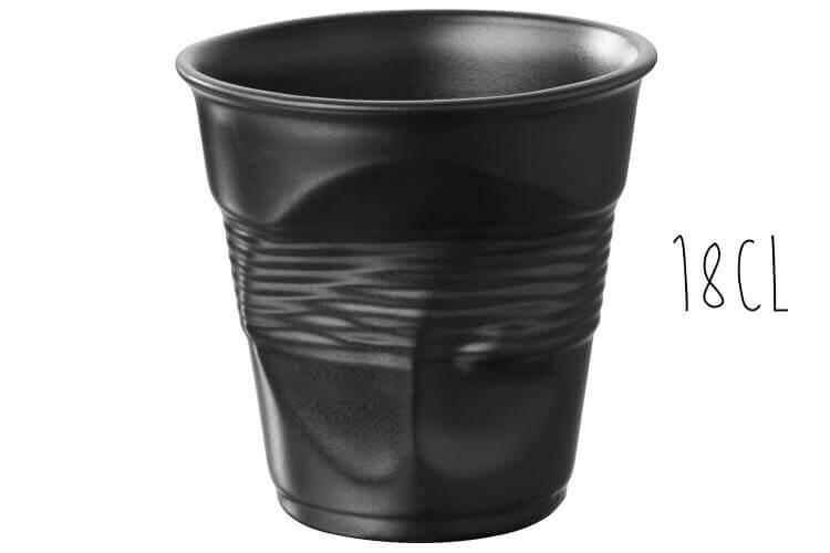 Tasse Revol Cappuccino Froissé 18cl en porcelaine noire satinée
