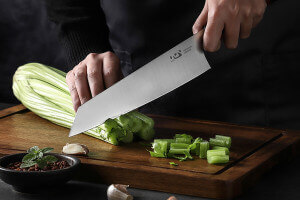 Couteau de chef kiritsuke Xin XinCare acier inoxydable 21cm manche rouge