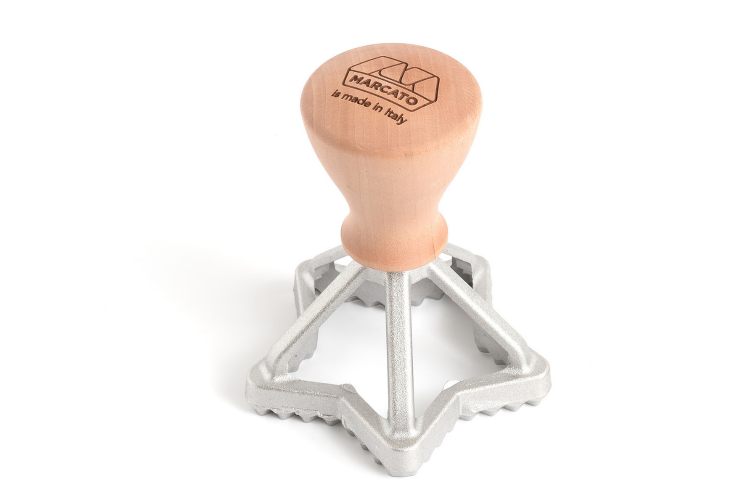 Emporte pièce à raviolis Marcato - Motif étoile 65mm