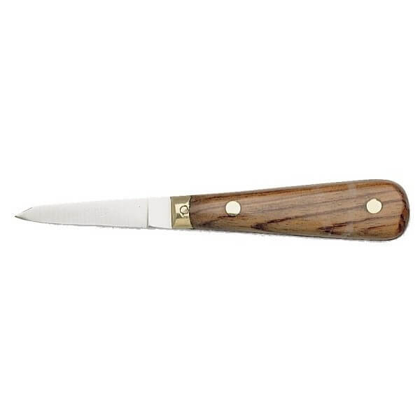 N°09 Huître, Le manche en padouk verni du couteau à huître N°09 résiste  bien à l'humidité.  By Opinel