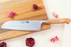 Couteau santoku Sabatier Éléphant Idéal Forgé 17cm manche en olivier