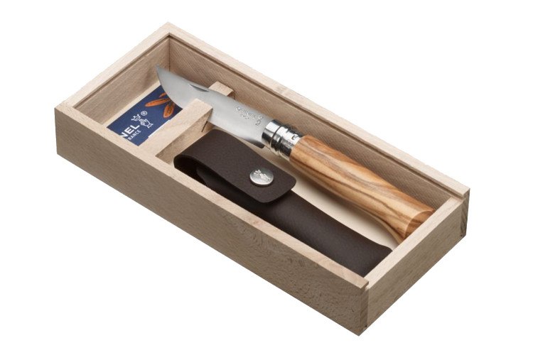 Coffret Opinel n°8 lame 8,5cm manche en olivier + étui