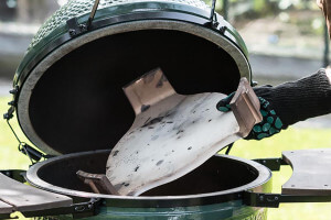 ConvEGGtor en céramique pour barbecue Big Green Egg Medium