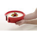 Moule à manqué démontable Lékué 23cm en silicone rouge + assiette en céramique
