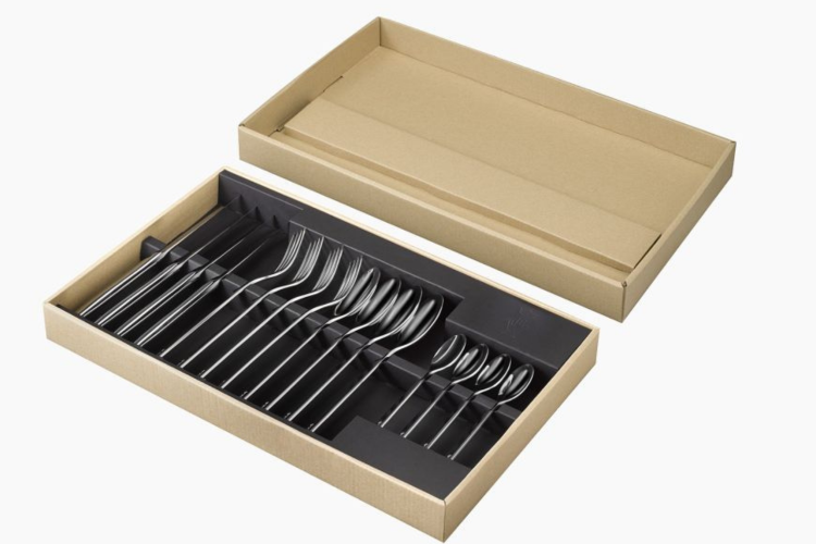 M&eacute;nag&egrave;re Opinel Perp&eacute;tue 16 pi&egrave;ces en acier inoxydable
