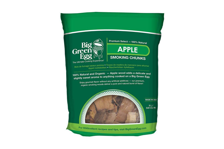 Sachet de morceaux de bois de pommier Big Green Egg 9L - Id&eacute;al fumage