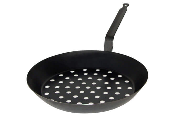 Poêle à marrons perforée Baumalu 28cm en tôle d'acier pour cuisson sur braise
