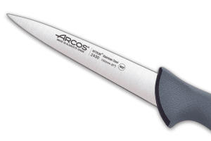 Couteau à saigner professionnel Arcos Colour Prof 243000 lame 15cm manche en PP