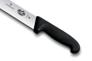 Couteau de boucher Victorinox 5.7403.36 lame pointe large 36cm manche fibrox noir
