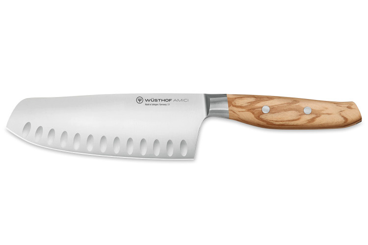 Couteau Santoku alv&eacute;ol&eacute; W&uuml;sthof Amici forg&eacute; 17cm en bois d'olivier