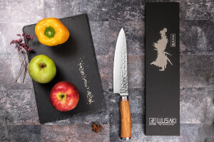 Couteau de chef Wusaki Damas 10Cr 20cm manche en olivier