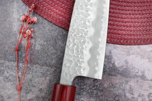 Couteau santoku japonais artisanal Tsunehisa Aogami Super martelé 16,5cm