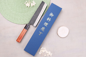 Couteau nakiri 16,5cm japonais artisanal Masashi Yamamoto BS1 Black Nashiji