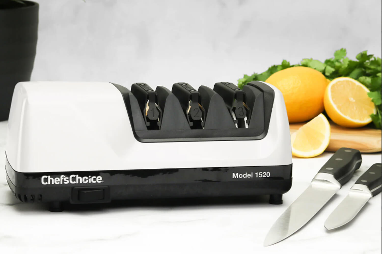 Aiguiseur couteaux à lame lisse ou dentée CC 464 - Chef's Choice