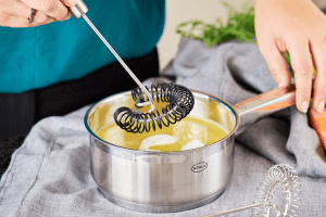 Fouet de cuisine plat à spirale Rösle en silicone et acier inoxydable