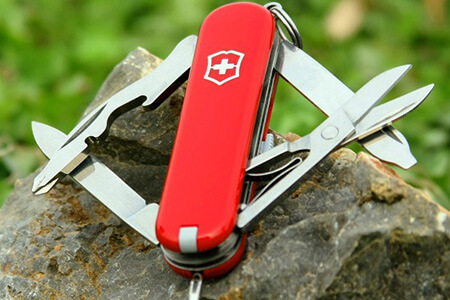 Couteau suisse Victorinox Manager rouge